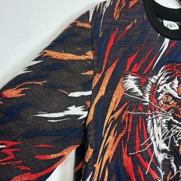 Zara Vintage Crewneck Sweater Pullover With Bold Tiger Flames Design Size M - Picture 3 of 9
